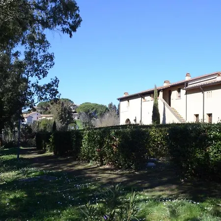 Il Poggio Di San Ruffino Lari