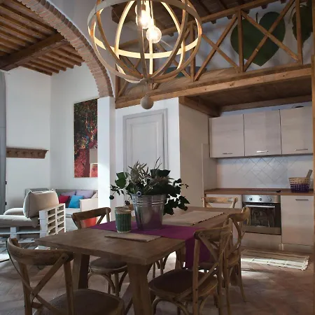 Il Poggio Di San Ruffino Lari