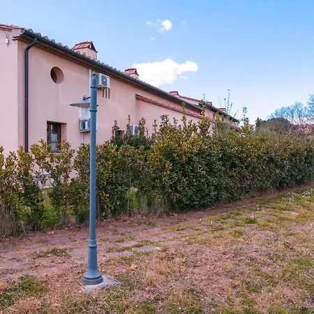 Il Poggio Di San Ruffino Lari
